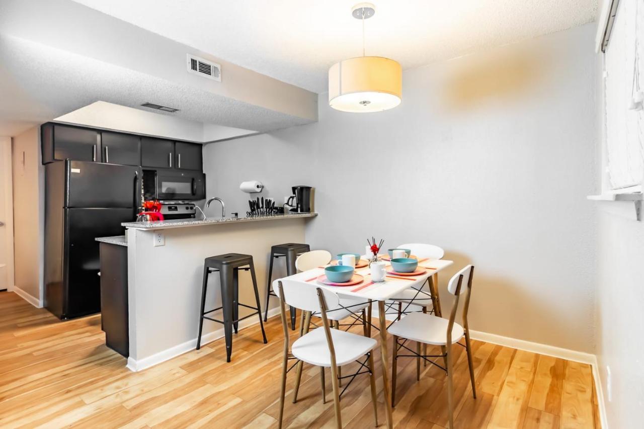 Efficiency 2Br King Bed Suites Next To Downtown Austin Extérieur photo