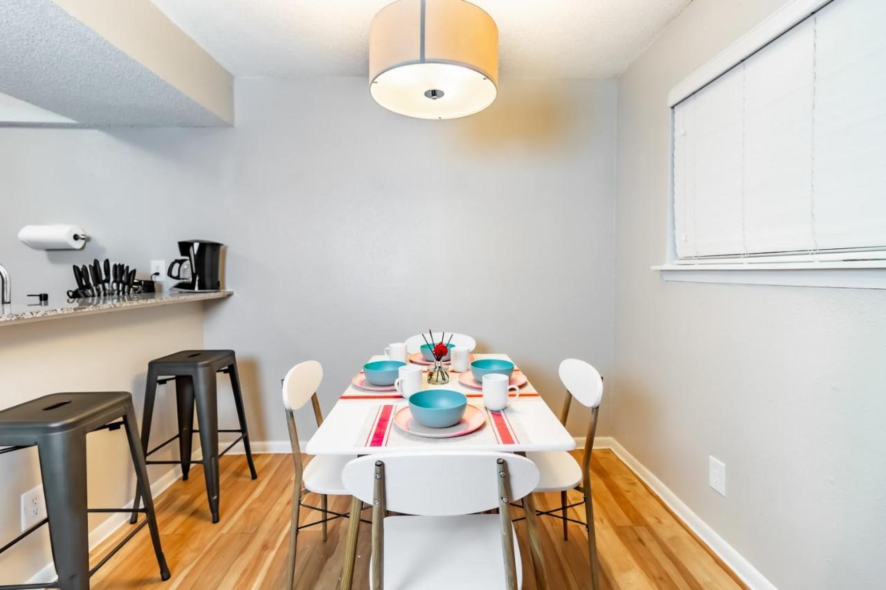 Efficiency 2Br King Bed Suites Next To Downtown Austin Extérieur photo