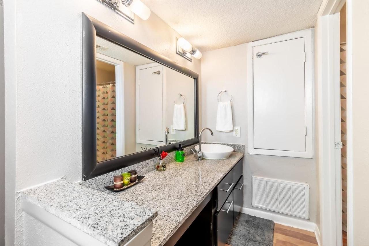 Efficiency 2Br King Bed Suites Next To Downtown Austin Extérieur photo