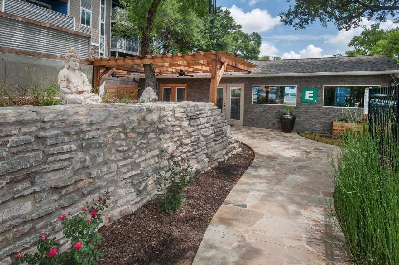 Efficiency 2Br King Bed Suites Next To Downtown Austin Extérieur photo